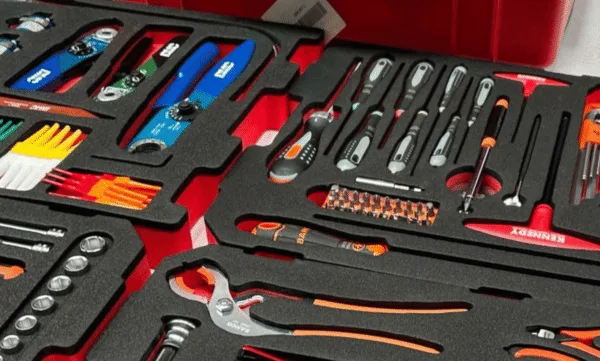Avionics maintenance tool kit
